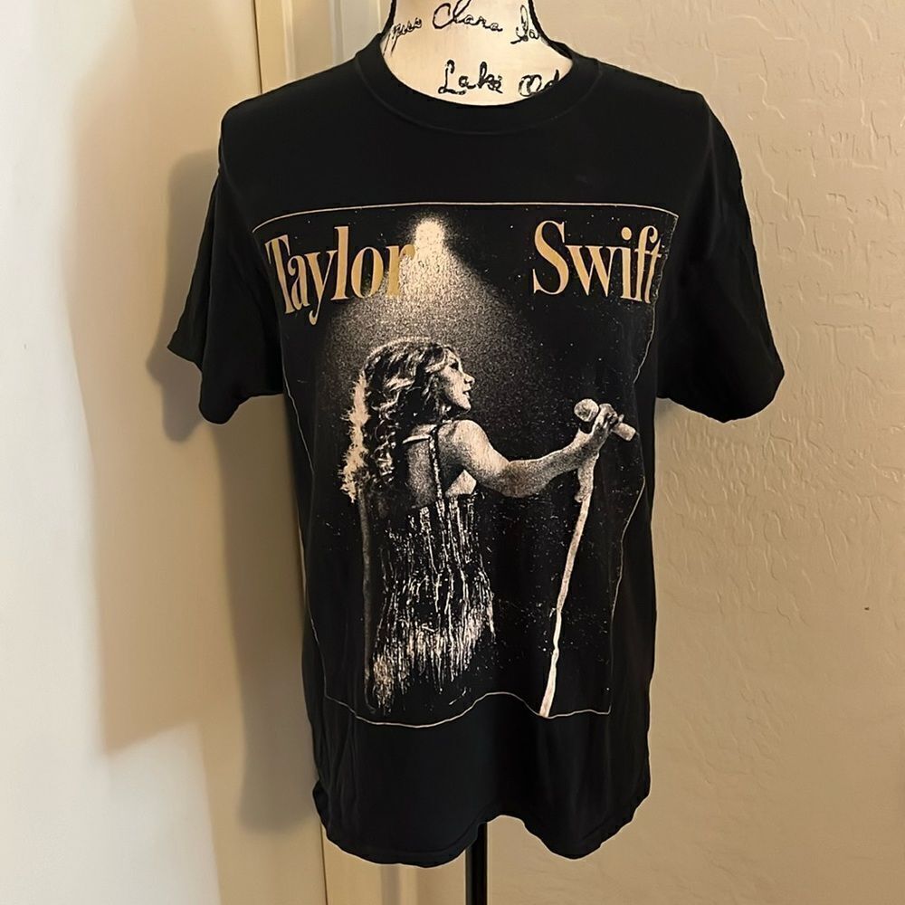 Taylor Swift Black Graphic Shirt Music Singer Artist Swiftie